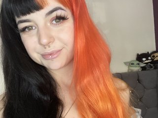 色情视频聊天 Eviestone