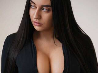 色情视频聊天 Evocativea