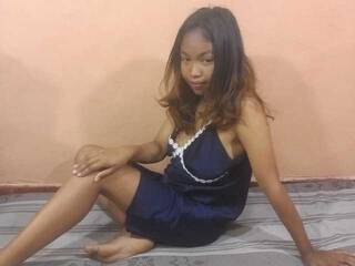 色情视频聊天 Fanyhota