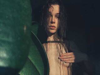 色情视频聊天 FemaleJesus1