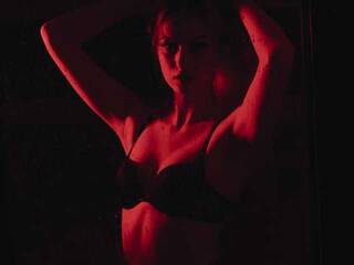 色情视频聊天 Feralberry-1