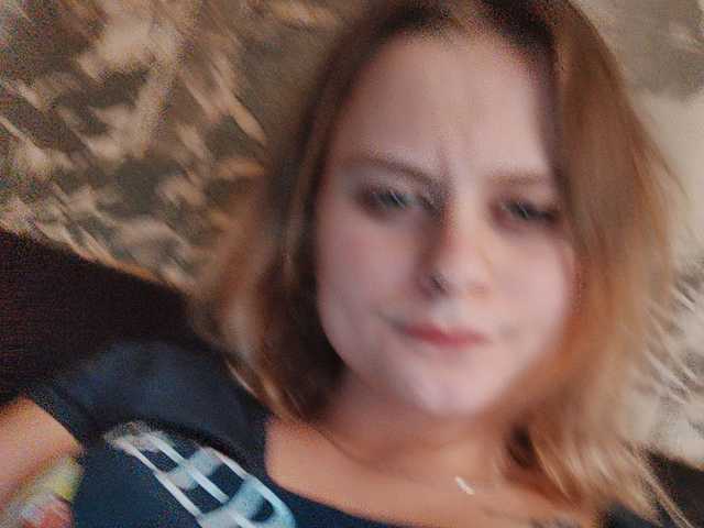 广播屏幕截图 Flamea