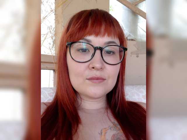 广播屏幕截图 MISTRESS-FOX