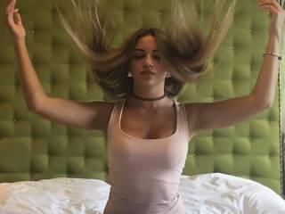 色情视频聊天 frankajoy