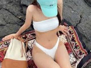 色情视频聊天 Giiulia