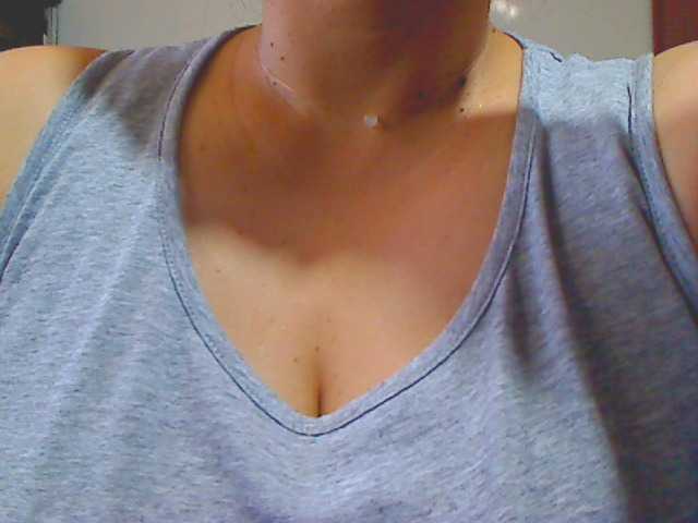 广播屏幕截图 GIOVANNA-SEX