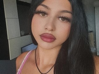 色情视频聊天 GiuliaSya