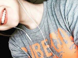 色情视频聊天 Guytysh