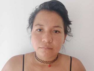 色情视频聊天 Heidi-meyer