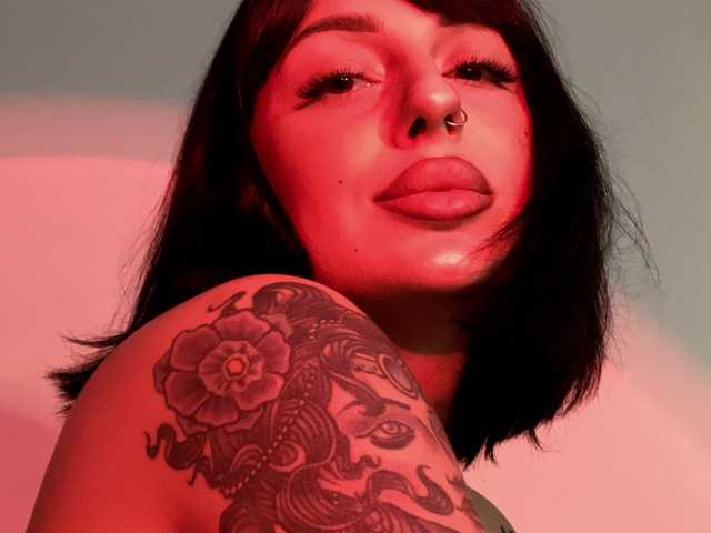 个人资料的照片 hellosophie