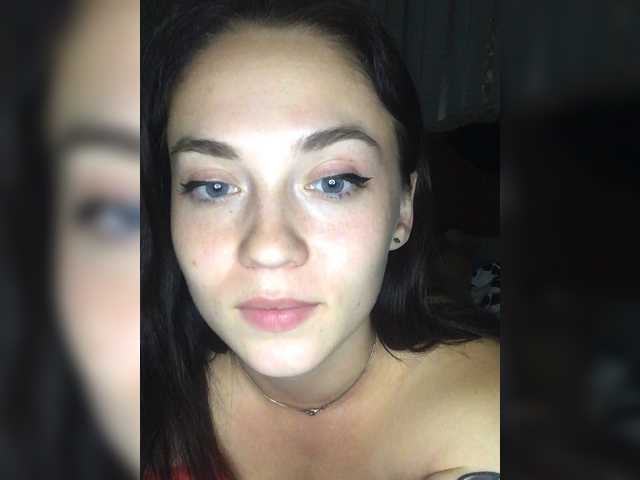 广播屏幕截图 HHellYeah