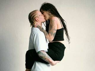 色情视频聊天 HHoneyPlace