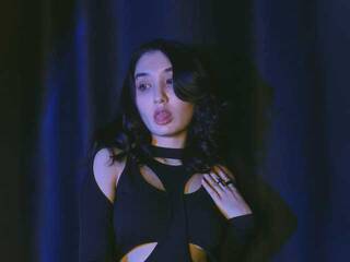 色情视频聊天 HinaChan