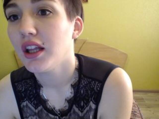 广播屏幕截图 hlopaipopoi