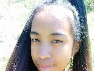 色情视频聊天 Hollybelle