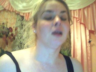 色情视频聊天 HollyLaPretty