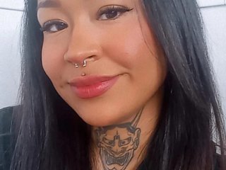 色情视频聊天 Honeybluee