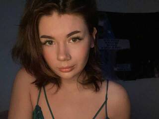 色情视频聊天 HornyKittya