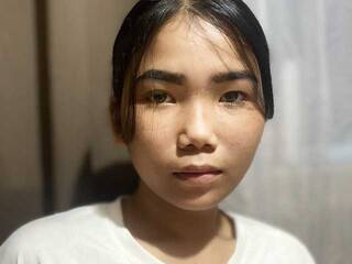 色情视频聊天 HornyPaLLomah