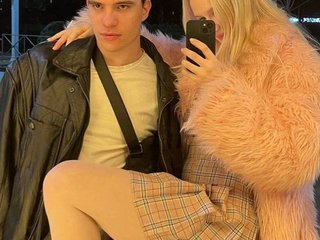 色情视频聊天 HotAddiction