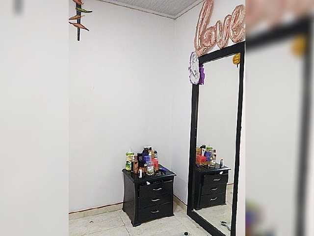 个人资料的照片 HotCaroline