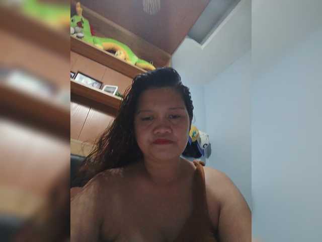 广播屏幕截图 Hotnwetmama4u