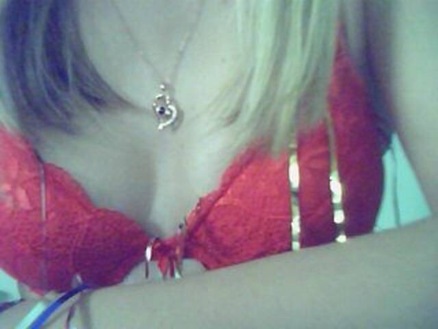 广播屏幕截图 Hot-stuff-4u