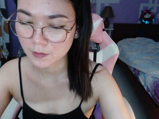 相片 HottieAnne hello guys:) if you want to know more fun to me take me pvt:) i want everybody to know i dont make a show public:( i only do pvt