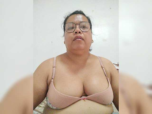 广播屏幕截图 Hottynilda