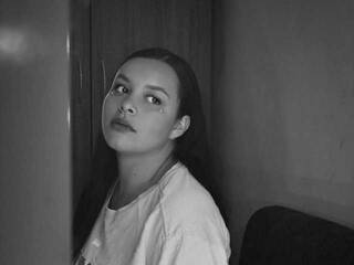 色情视频聊天 hugeboobs-alexa