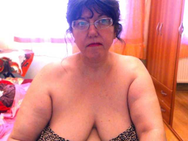 广播屏幕截图 HugeTitsXXX