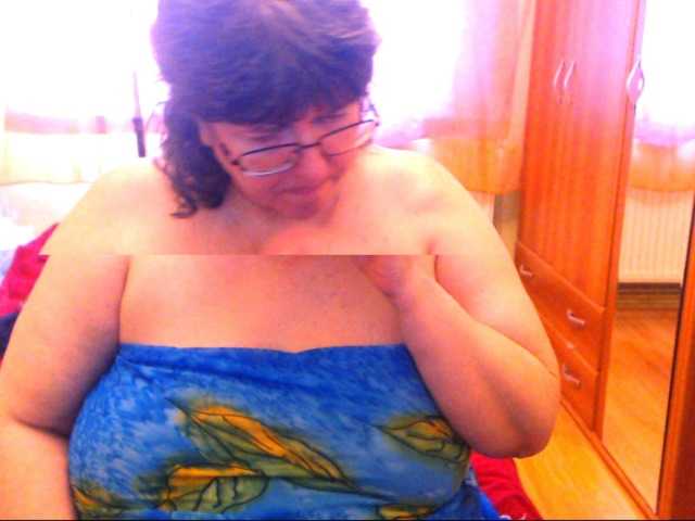 广播屏幕截图 HugeTitsXXX