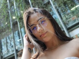 色情视频聊天 imeliza