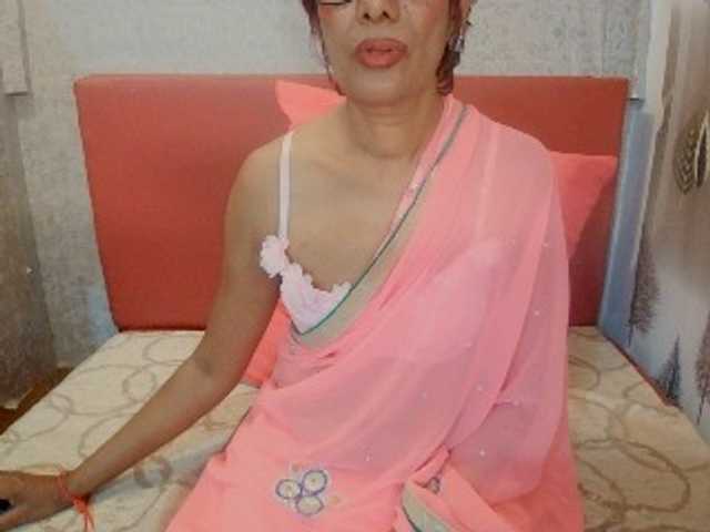 广播屏幕截图 Indianmilf4u