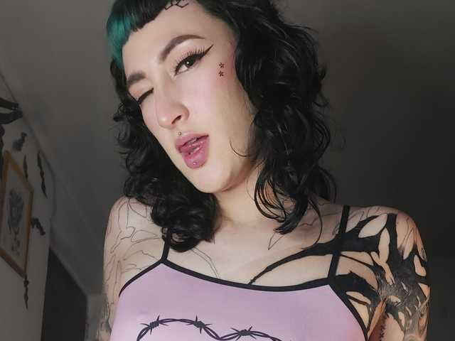 个人资料的照片 Inked-Val