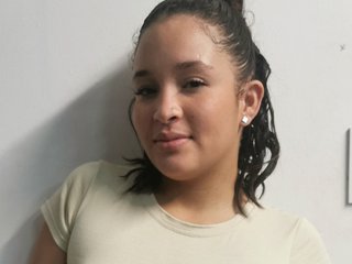 色情视频聊天 IsaWilliams