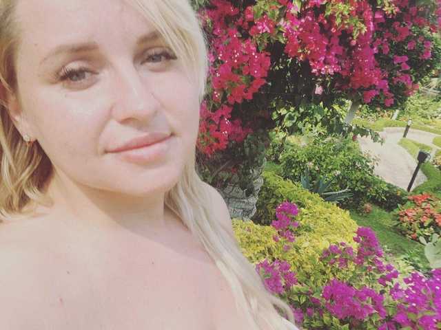 个人资料的照片 IThinkaboutu