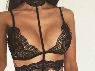 色情视频聊天 Jaklina