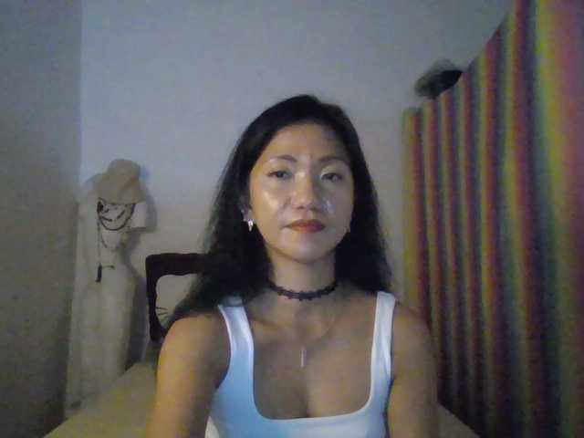 相片 TinaJade Join me for a hot private chat. Lets have fun together :-) #asian #massage #dancing #chatting #milf