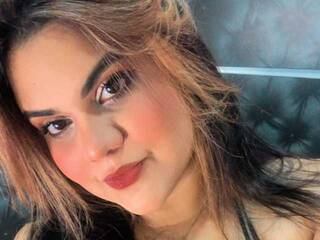 色情视频聊天 Jessie-Bellucci