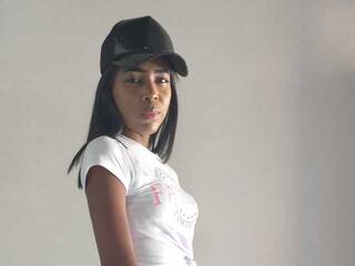 色情视频聊天 roxana777