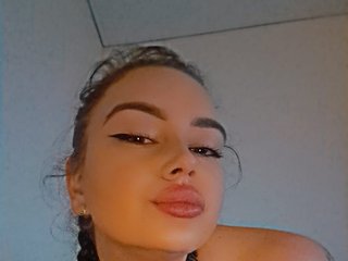 色情视频聊天 JewelJugz