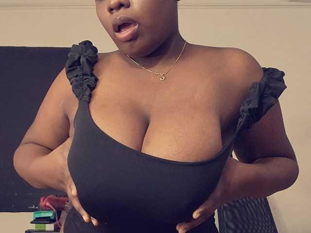 个人资料的照片 juicy-tits69