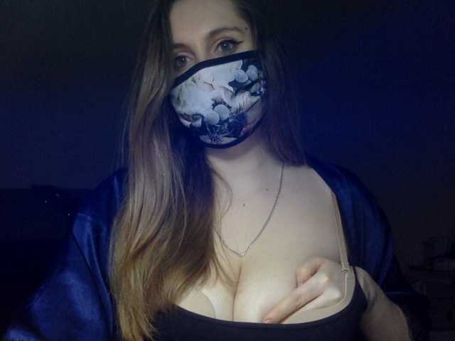 广播屏幕截图 JuliaBong
