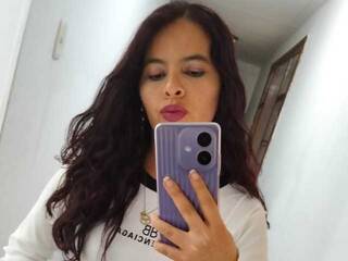 色情视频聊天 Juliana-rosee