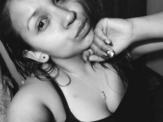 色情视频聊天 JULIAVEGA1