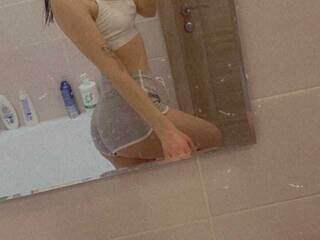 色情视频聊天 juliebundyofficial