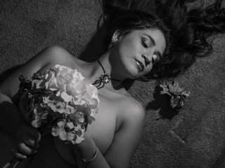 色情视频聊天 JuliRobert