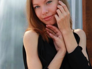 色情视频聊天 JullieFlow