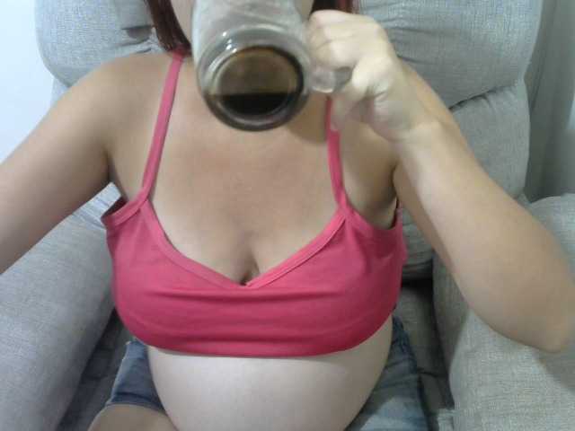 相片 Kamixsexx #squirt #milk #pregnant #analdeep #deeptrhoat #BDSM